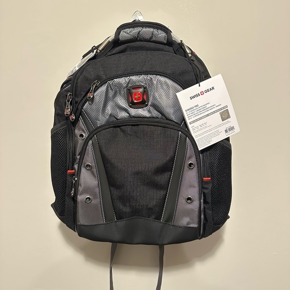 SwissGear - "NWT" Synergy Backpack for 16" Laptop Black and Gray MBS Logo - Picture 1 of 15